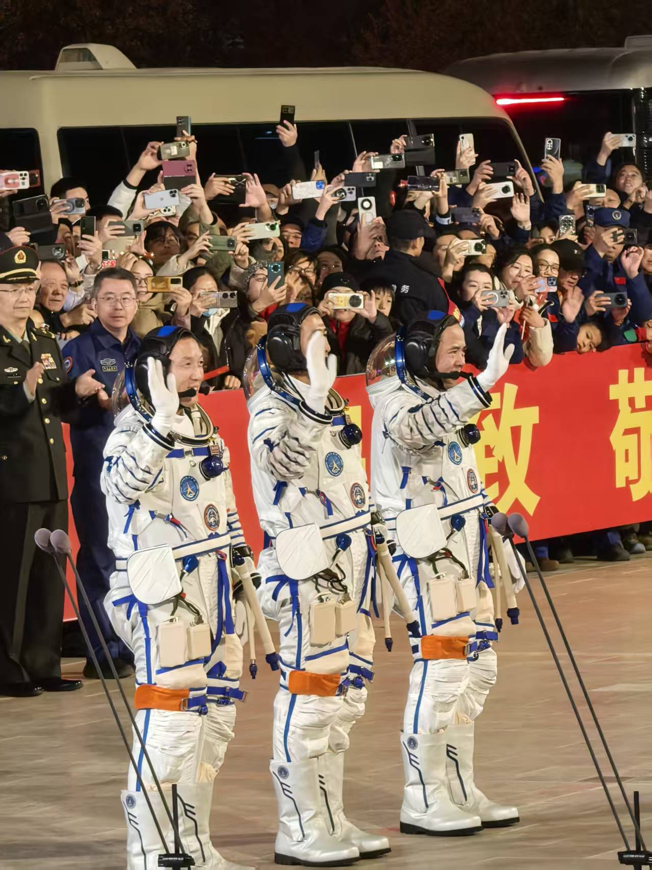 1762394753742037.jpg 1762394753742037.jpg